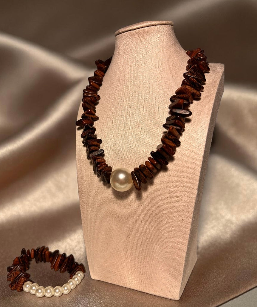 Mahogany Collection: Chestnut