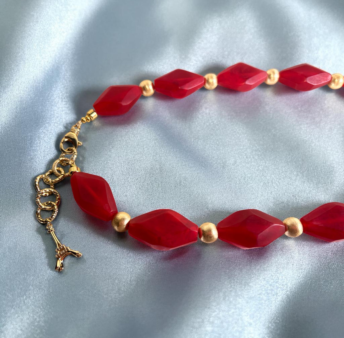 Scarlet Collection: Ruby Whisper